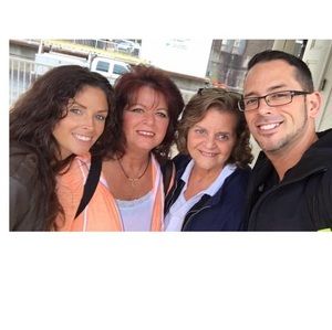 Meet your Posher, Roxanne